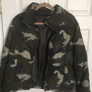 Women’s H&M camo jacket